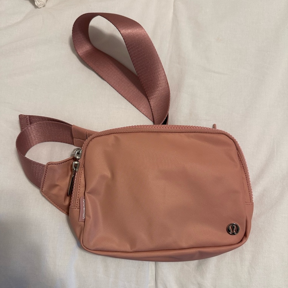 Everywhere Belt Bag Large 2L